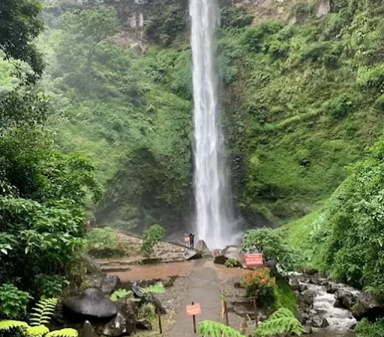 Mengunjungi Wisata Coban Rondo dengan Sewa Mobil Surabaya